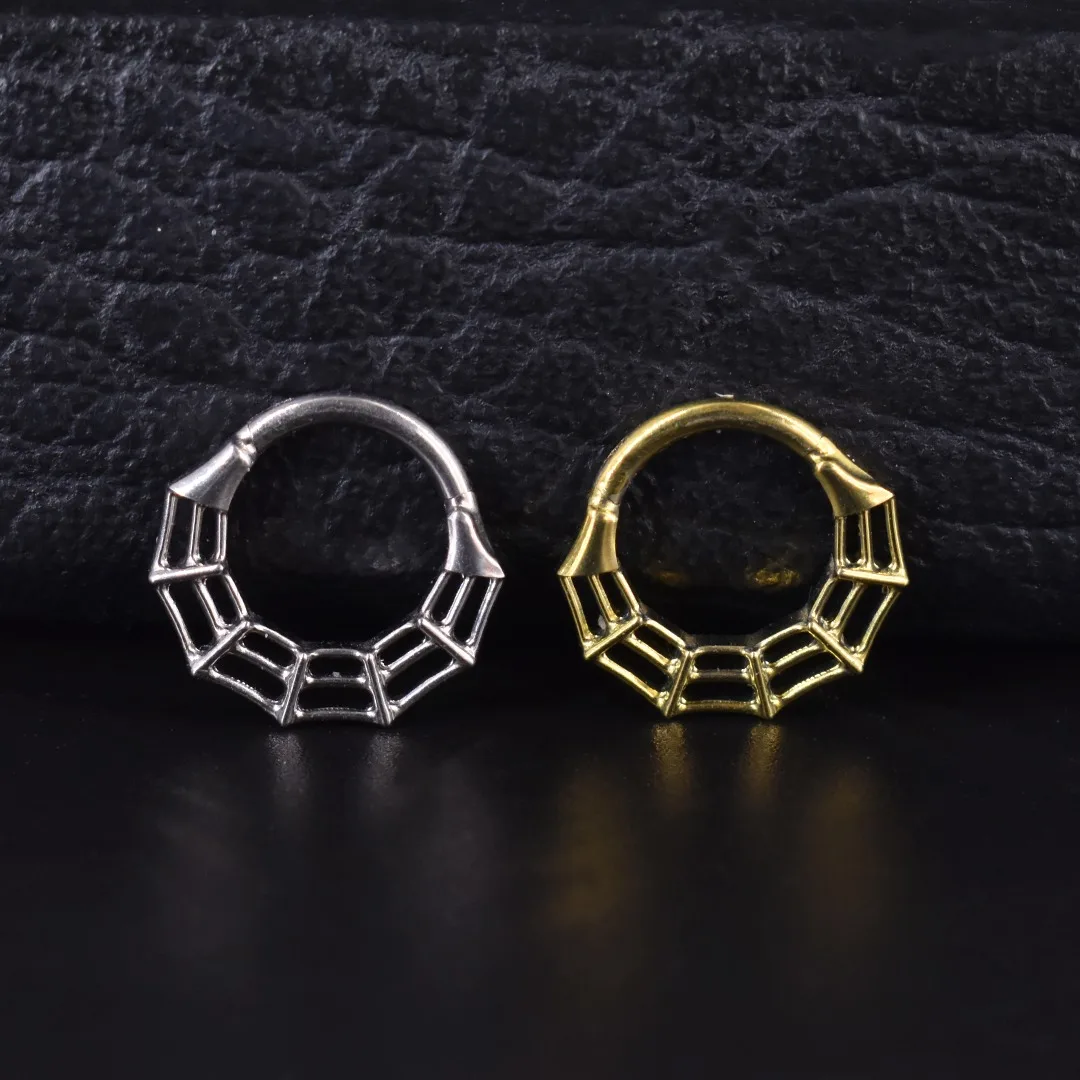 Aro Clicker Telaraña - Titanio G.I – Piercing Colombia