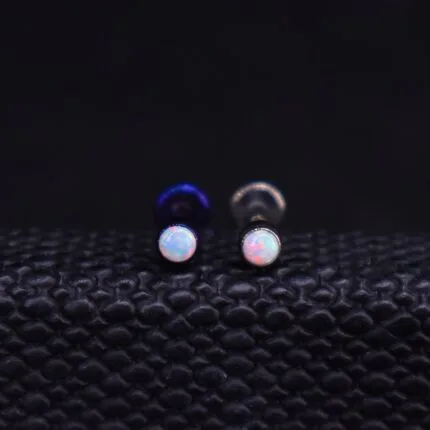 Labret Cosmos en titanio grado implante – Lóbulo Superior