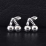 Hélix Cerezas Minimal (16G) – Titanio ASTM F136 – Piercing Colombia