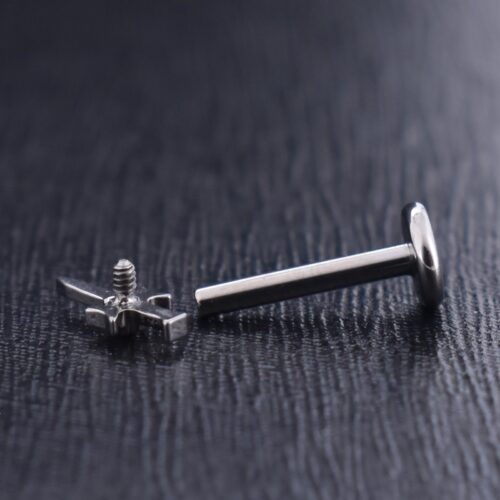 Hélix Sting (16G – 8mm) – Titanio G.I. – Piercing Colombia