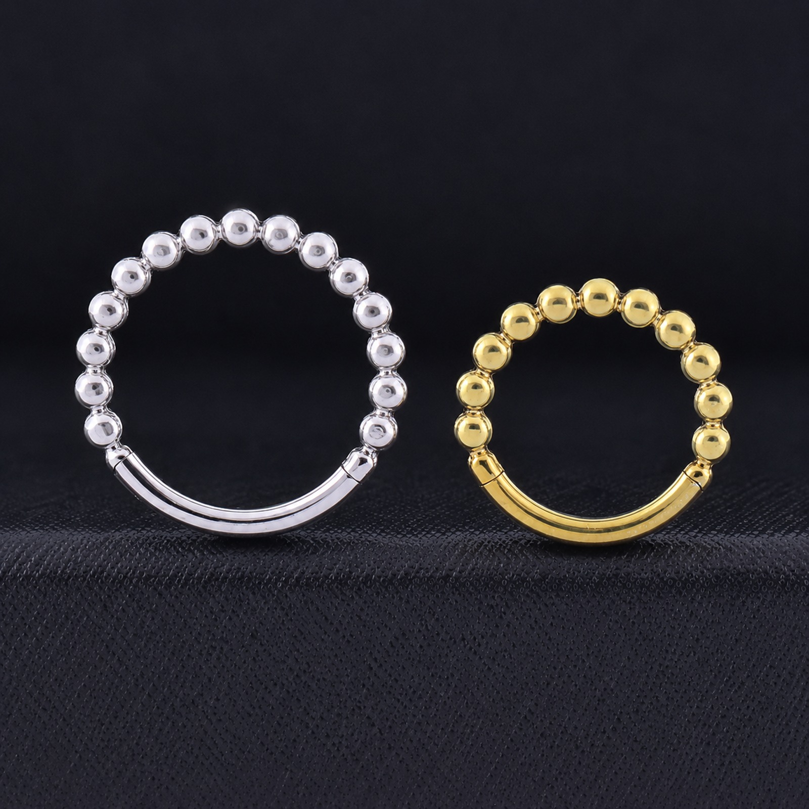 Aro Clicker Titanio (8) Aro Clicker Siobhan (16G – 8mm/10mm) – Titanio G.I. – Piercing Colombia