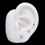 Labret Circón Rosa (16G) – Titanio G.I. – Piercing Colombia