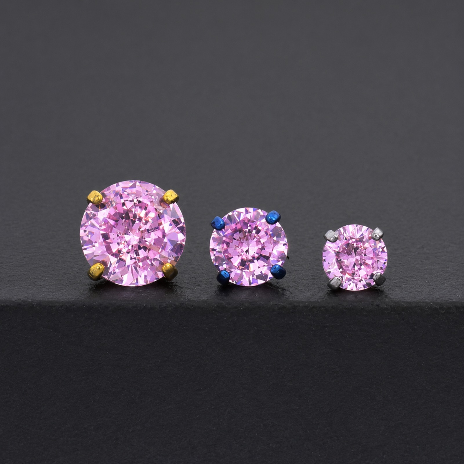 Piercing Diamante Labret Circón Rosa (16G) – Titanio G.I. – Piercing Colombia