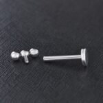 Labret Ligeia (16G – 8mm) – Titanio G.I. – Piercing Colombia