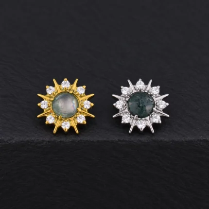 Tops de titanio dorado y plateado en forma de sol con ágata musgo y halo de circones