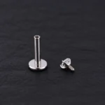 Labret Circón 2mm (16G - 8mm) - Titanio G.I. – Piercing Colombia