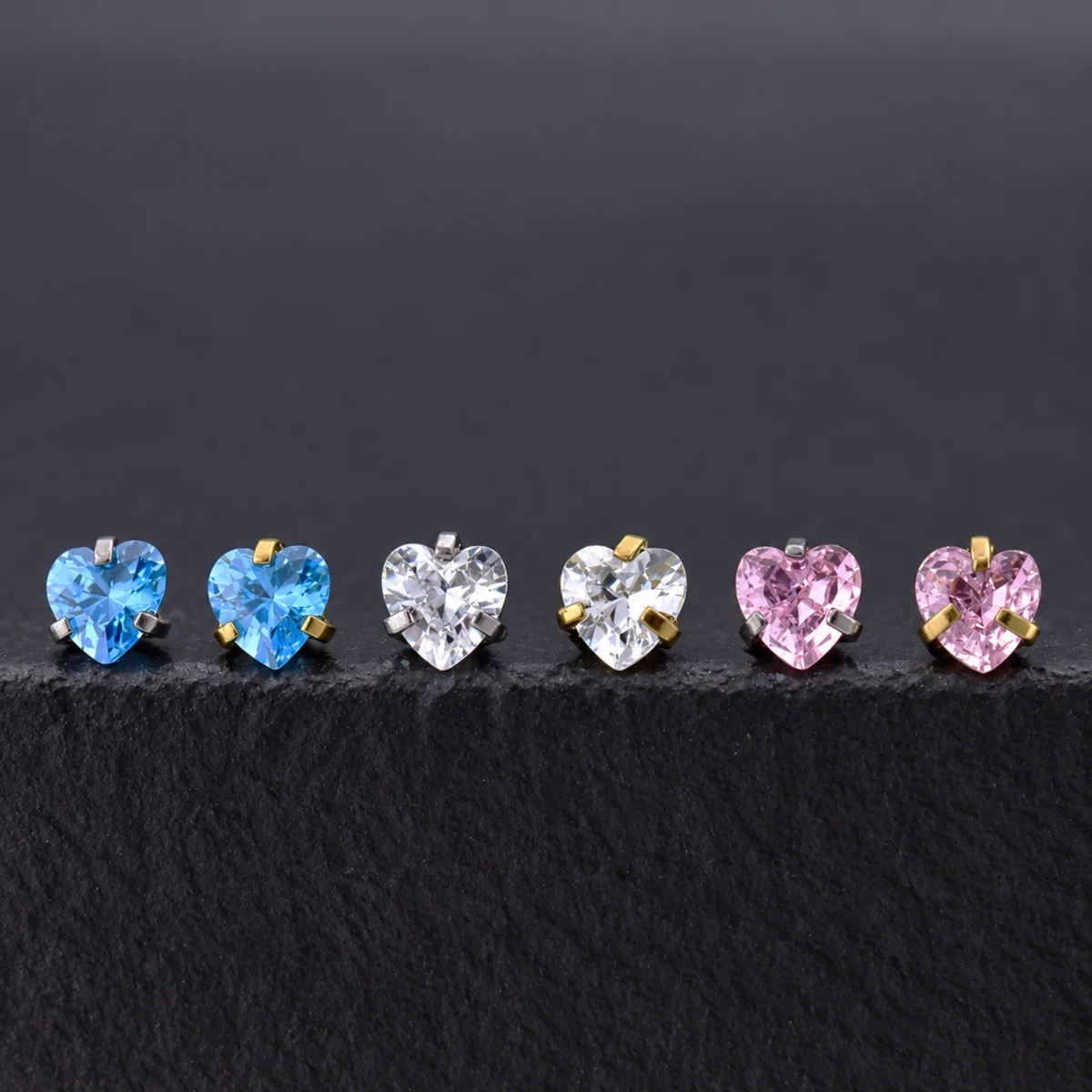 labret-corazon-circon-titanio Labret Corazón Circón (16G - 8mm) - Titanio G.I. – Piercing Colombia